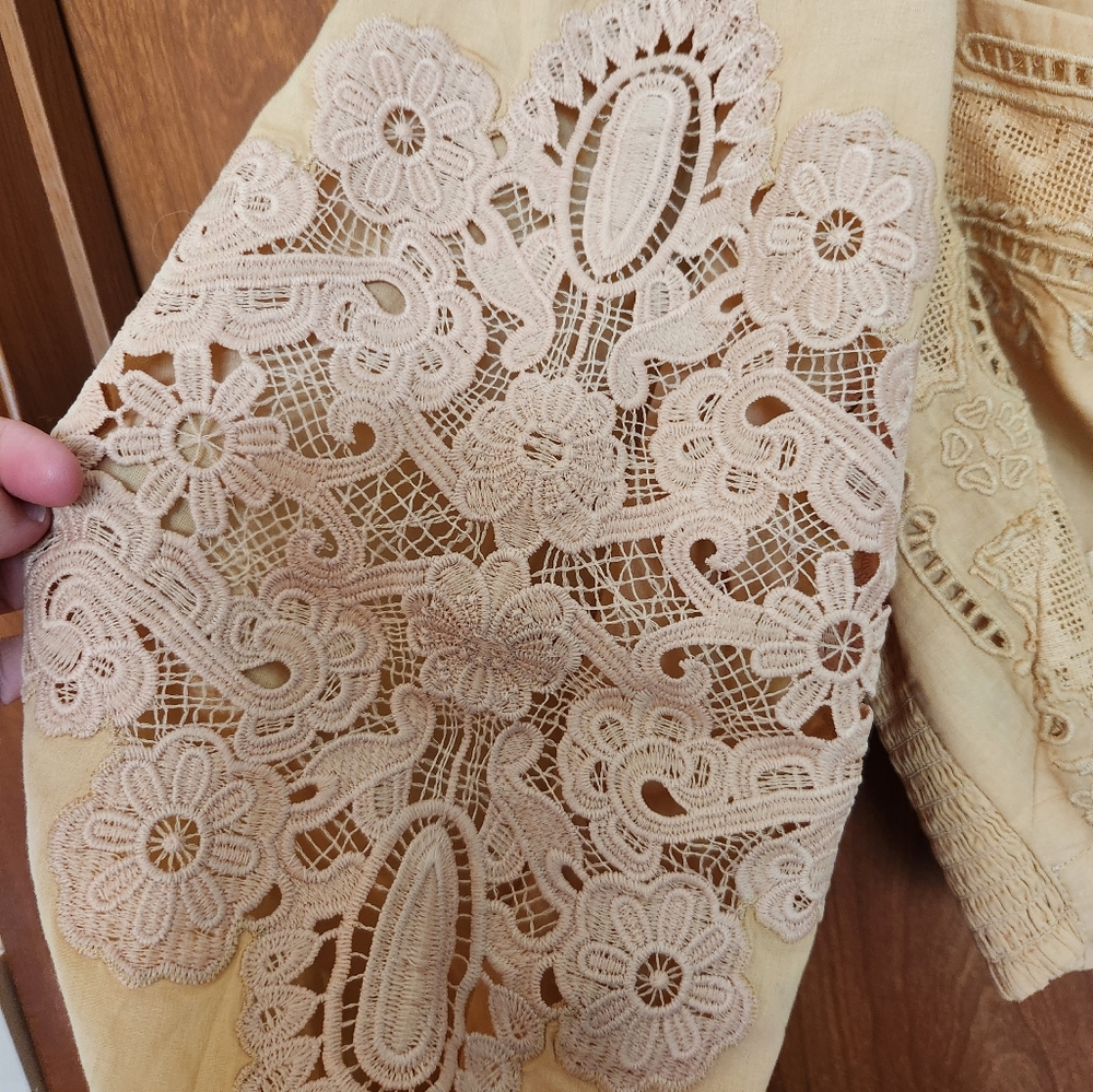 FARM Rio Peach Embroidered Blouse - Picture 7 of 11